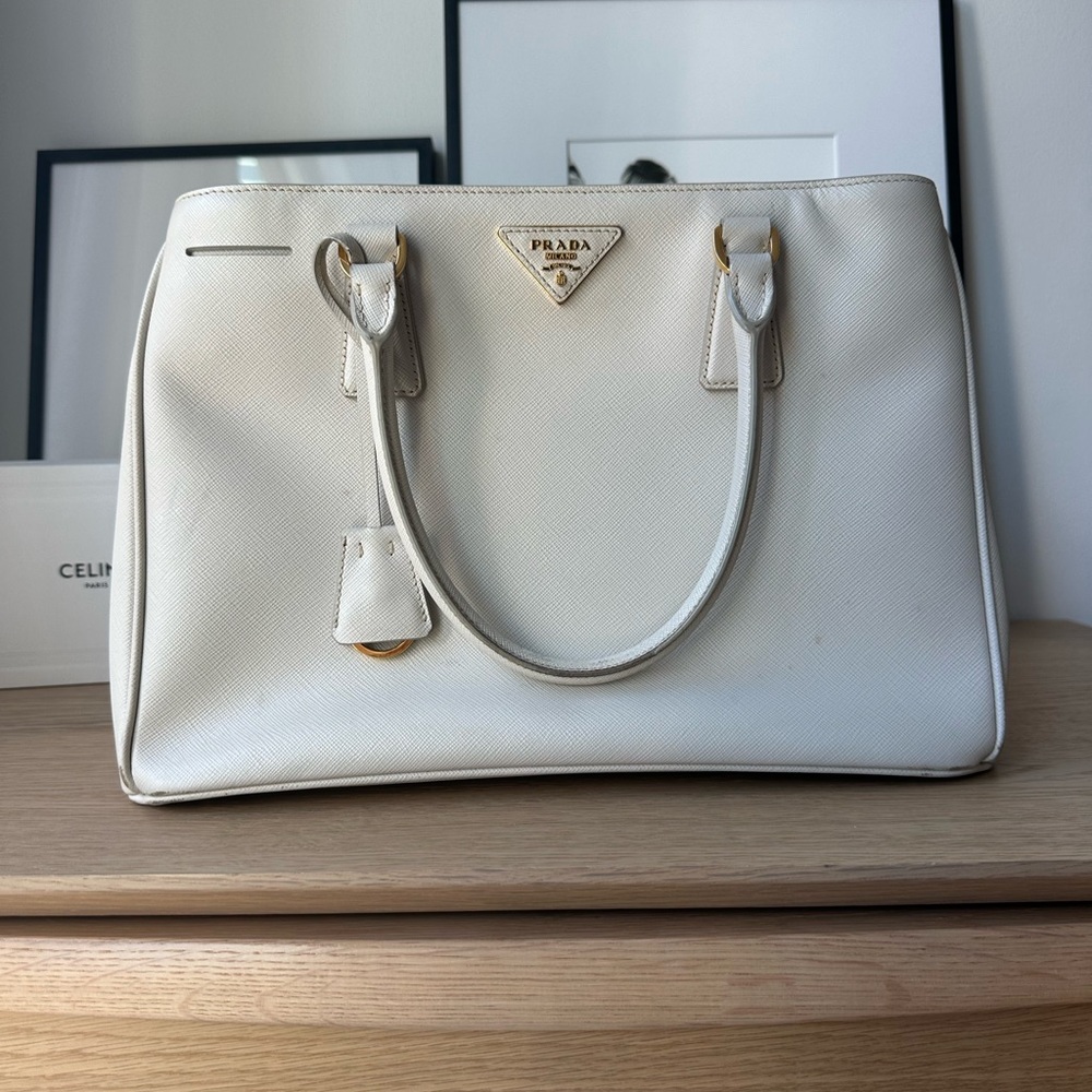 Prada Saffiano Medium Galleria Double Zip Tote Talco